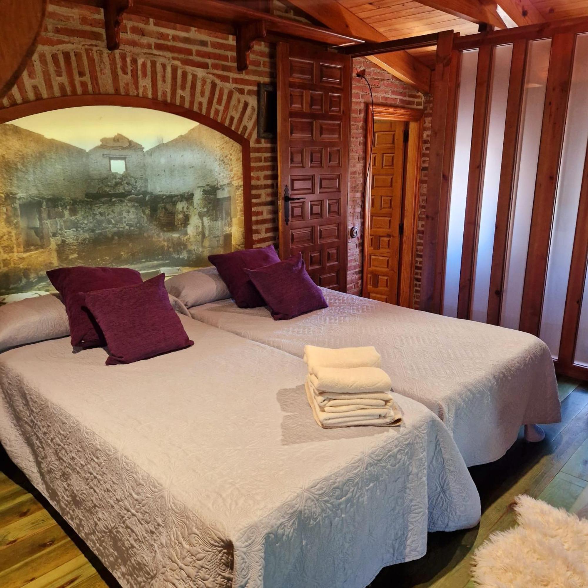 Complejo Oasis Beach Sobre El Rio Huerta  ภายนอก รูปภาพ