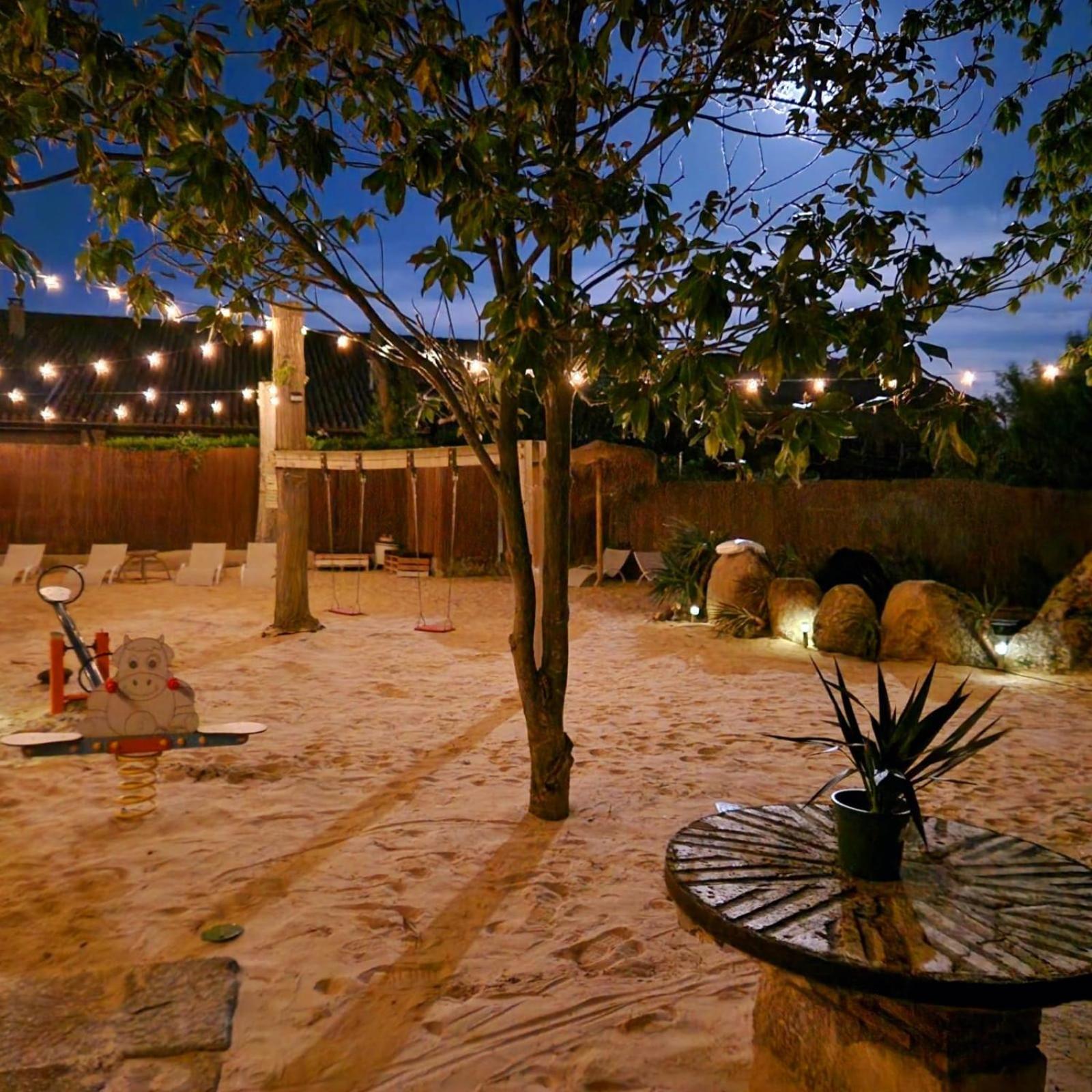 Complejo Oasis Beach Sobre El Rio Huerta  ภายนอก รูปภาพ