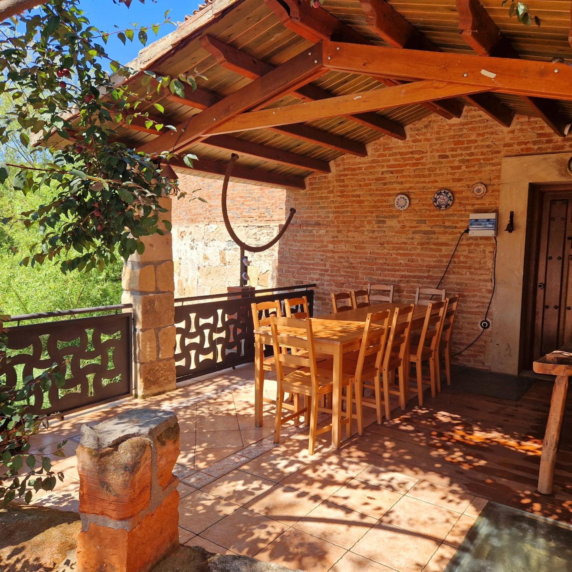 Complejo Oasis Beach Sobre El Rio Huerta  ภายนอก รูปภาพ