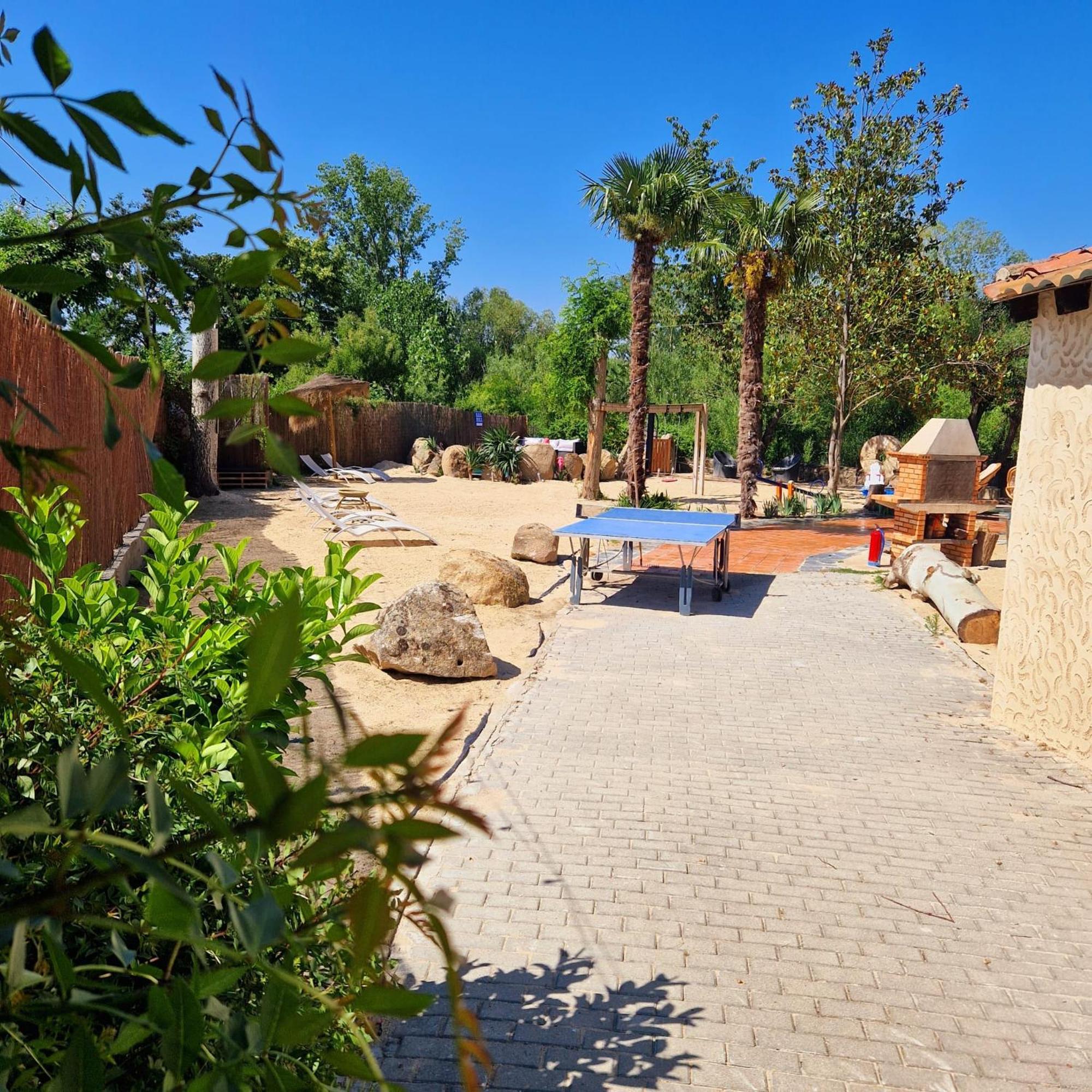 Complejo Oasis Beach Sobre El Rio Huerta  ภายนอก รูปภาพ